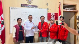 GMNI Jambi menyambut kedatangan PKS Jambi di Sekretariat DPC GMNI Jambi